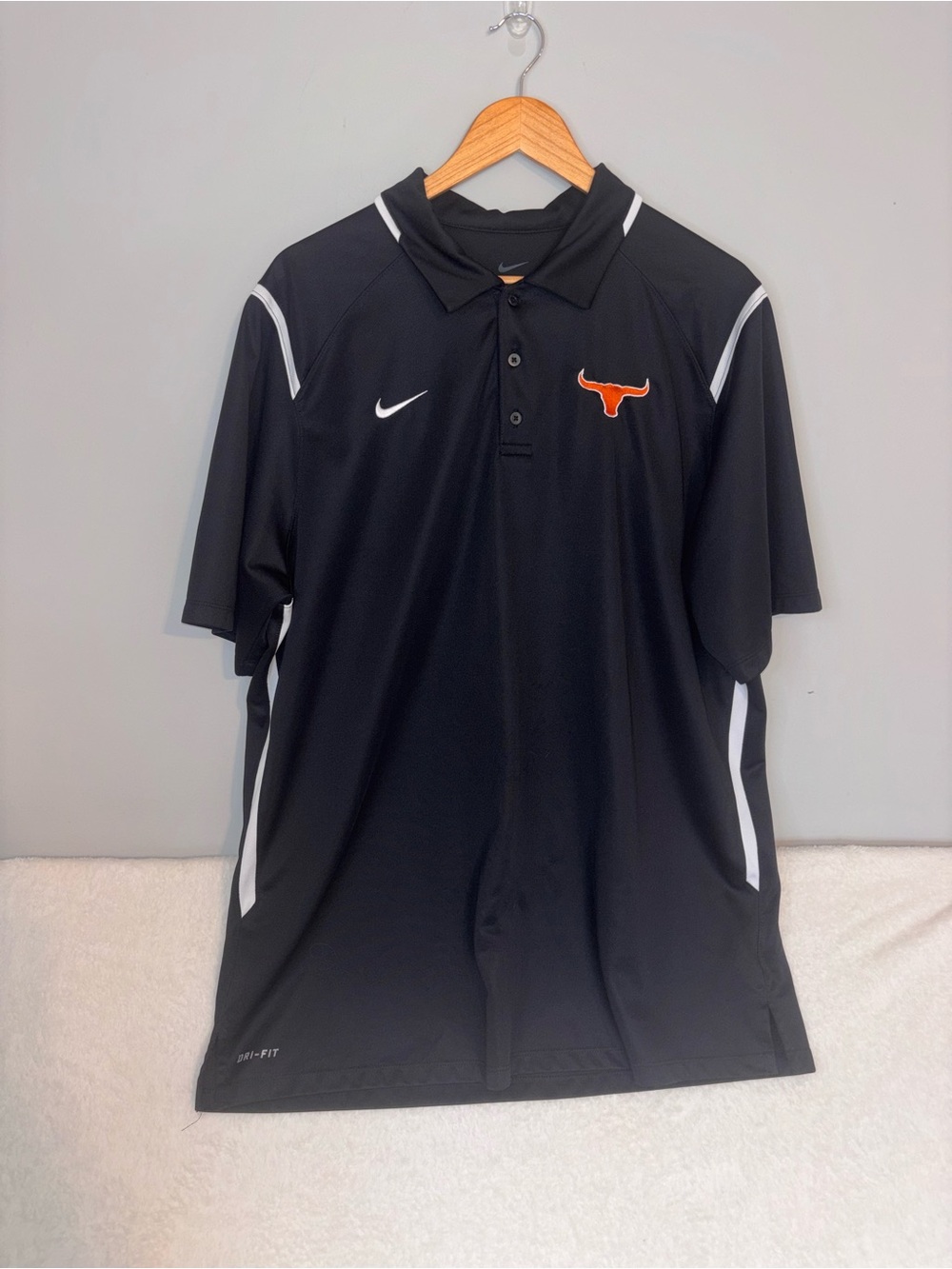 Black  Nike Texas Longhorns golf polo  Dri-FIT white side panels Size Large